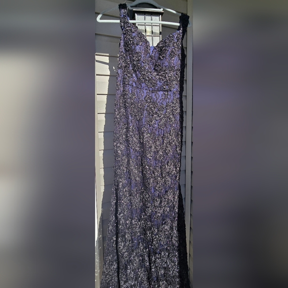 AQUA Bloomingdale's Exclusive Sequin Mermaid Gown Boned Bodice Sz 10 Prom Bridal - Picture 2 of 16